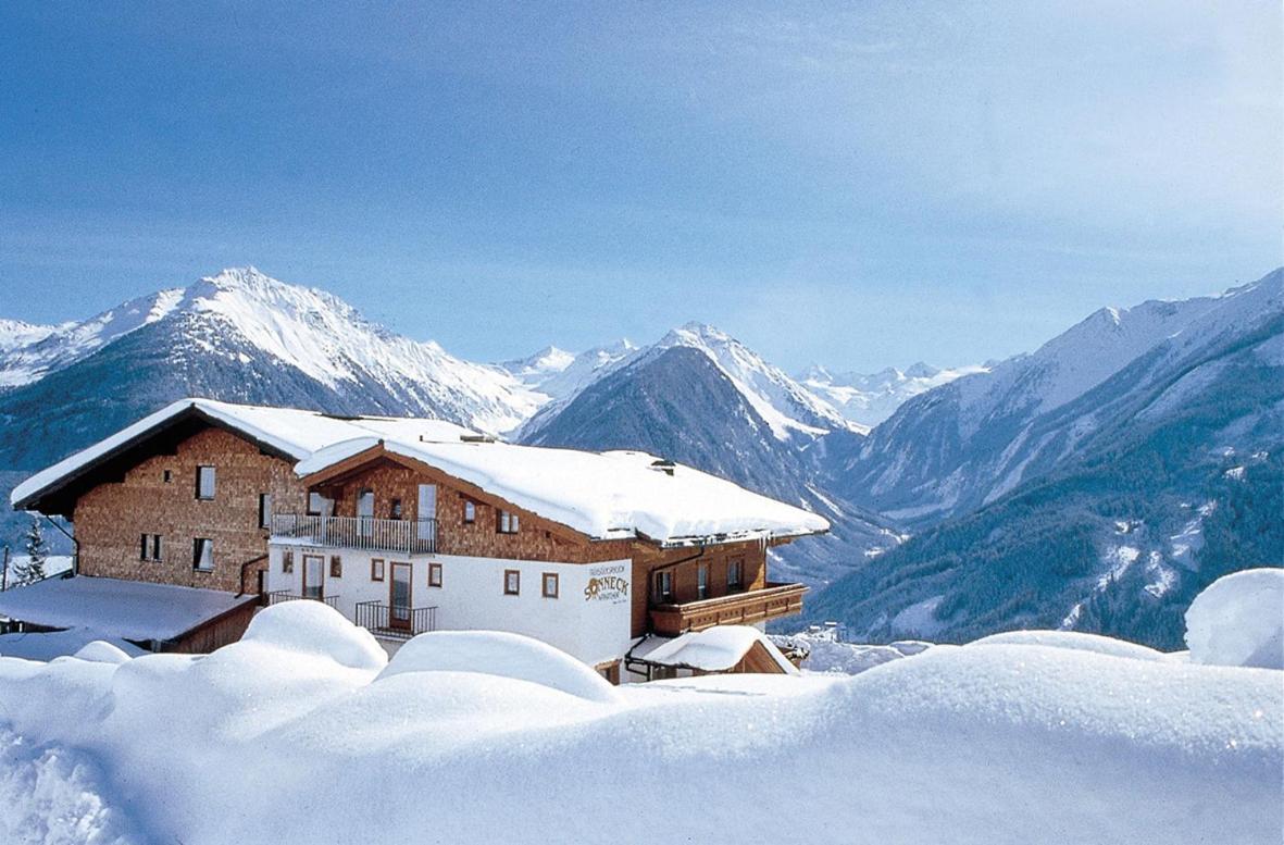 Pension Sonneck Neukirchen am Grossvenediger Luaran gambar