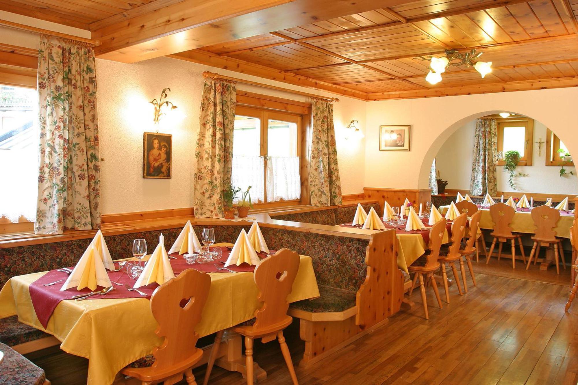 Pension Sonneck Neukirchen am Grossvenediger Luaran gambar