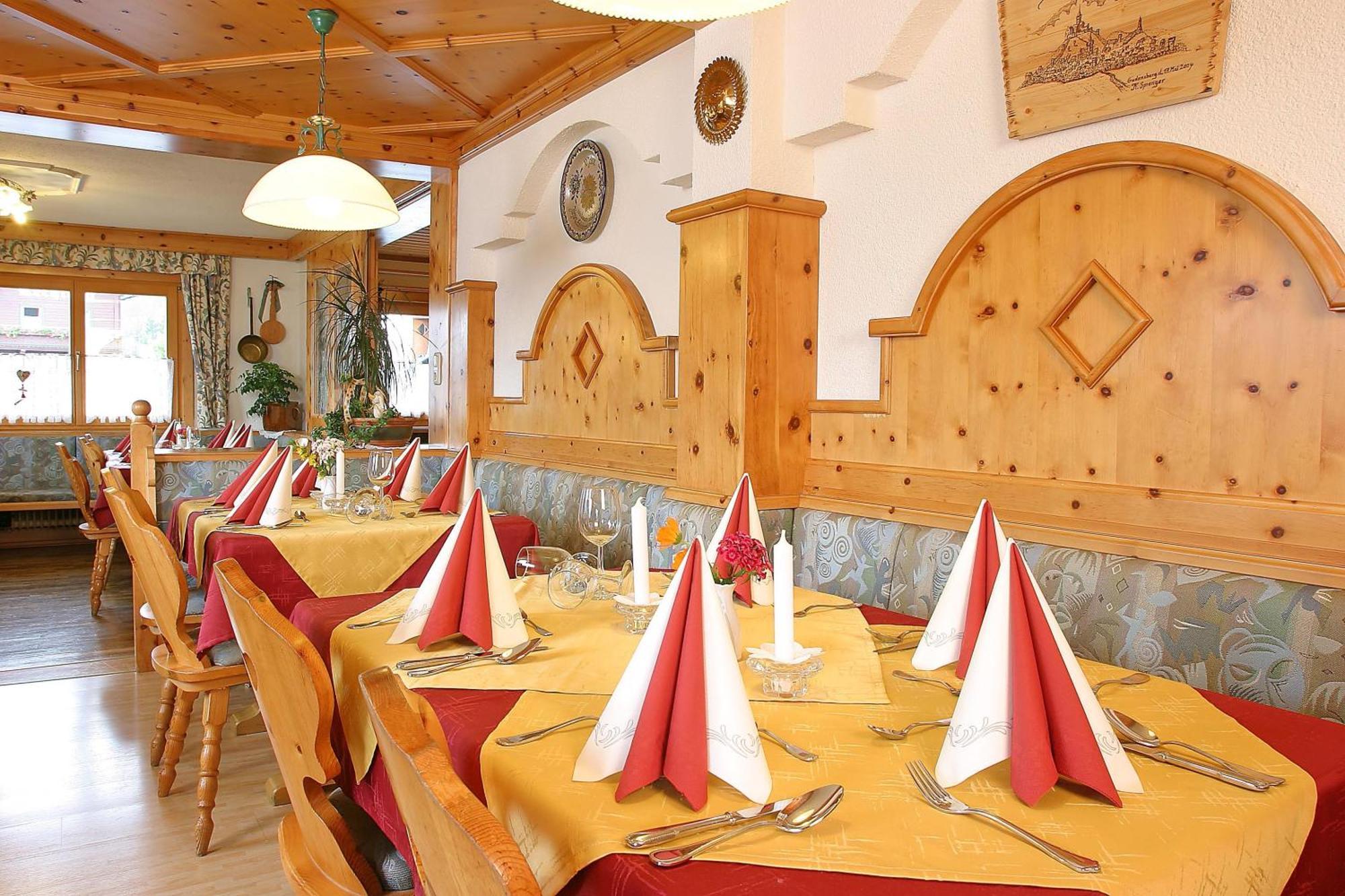Pension Sonneck Neukirchen am Grossvenediger Luaran gambar