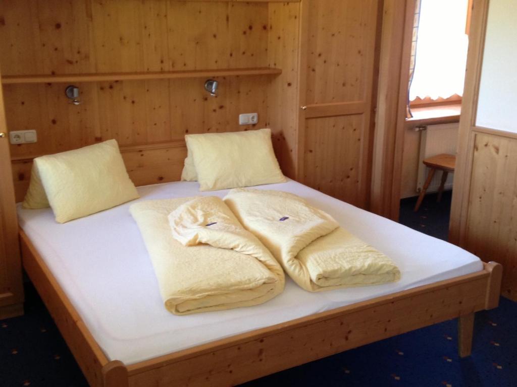 Pension Sonneck Neukirchen am Grossvenediger Luaran gambar