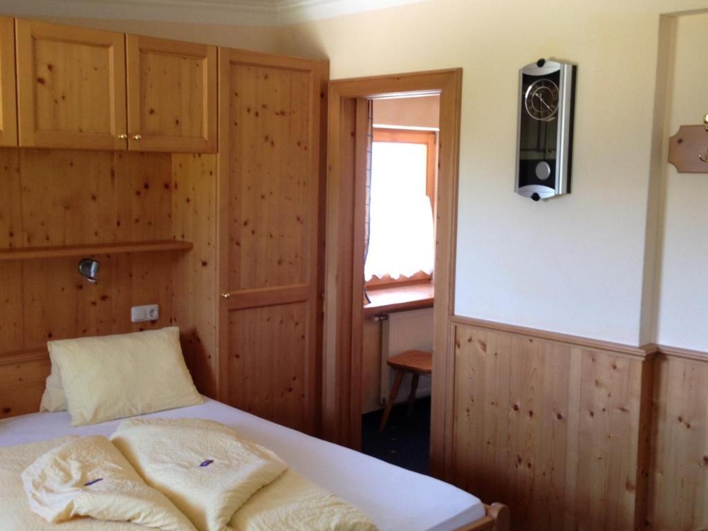Pension Sonneck Neukirchen am Grossvenediger Luaran gambar