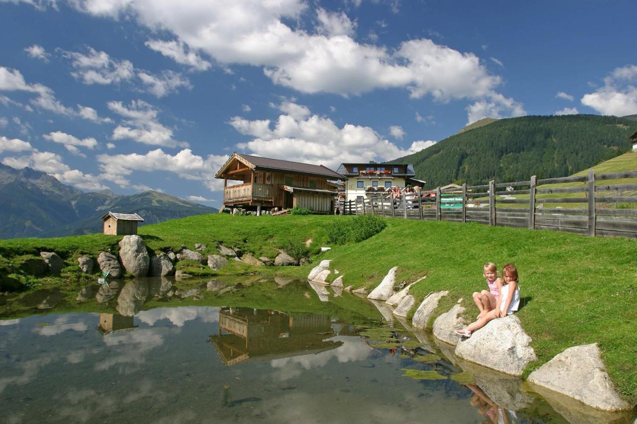 Pension Sonneck Neukirchen am Grossvenediger Luaran gambar