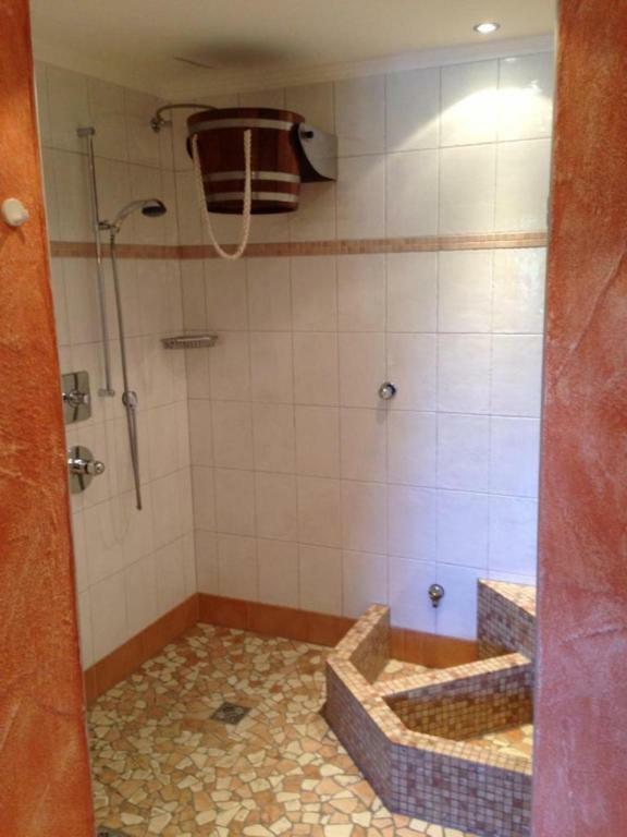 Pension Sonneck Neukirchen am Grossvenediger Luaran gambar